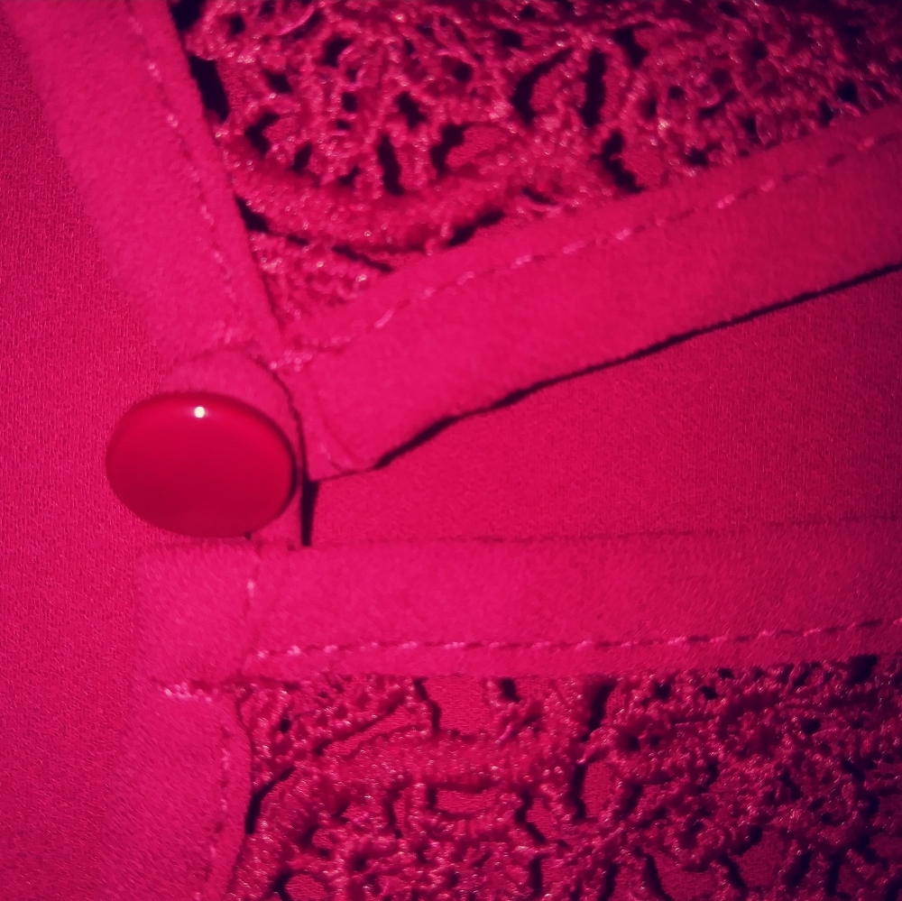 Lady in Red💃 - Picture 6 of 12